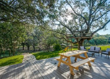 8ba52d4b-18c1-41f6-be6b-871fa97a0f66