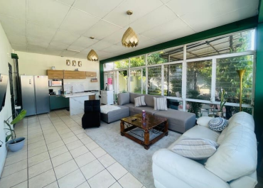 b88012a9-cc49-40ed-951c-73b9d76cf61b