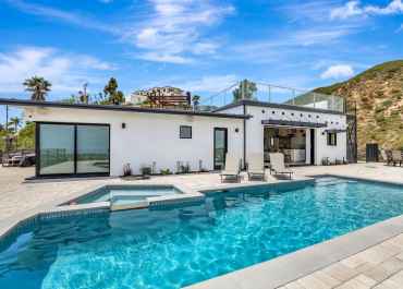 ef1804db-519d-43e1-be20-16f9116d3d86