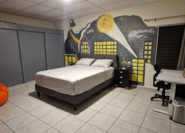 f2d53989-e85f-470a-830f-d51b469985b8