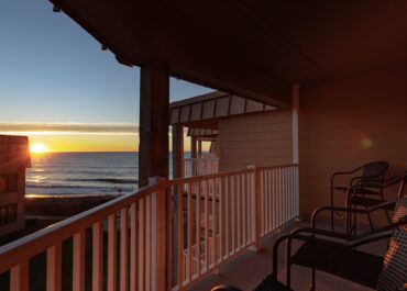 Topsail_Balcony_Sunrise